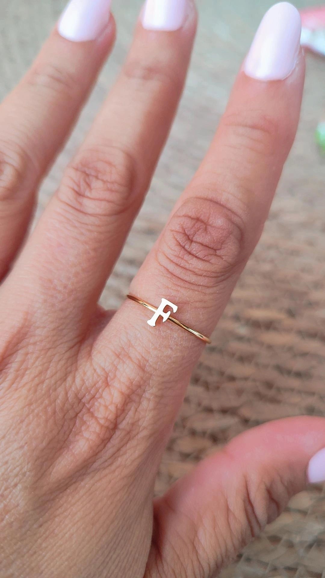 Anillo inicial ajustable