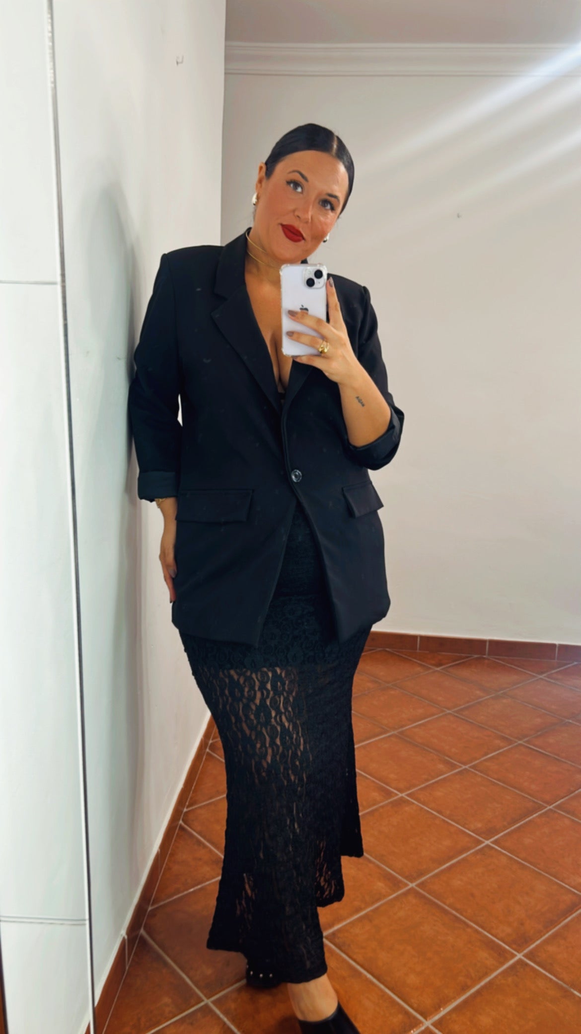 Falda encaje negra