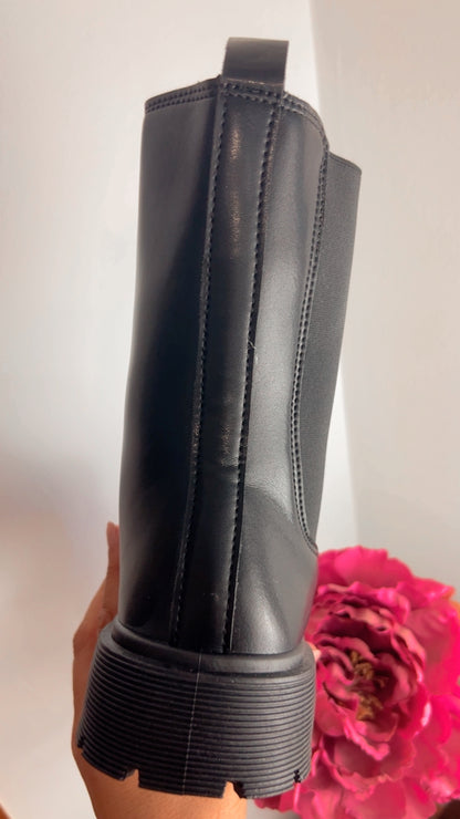 Calzado botas básicas