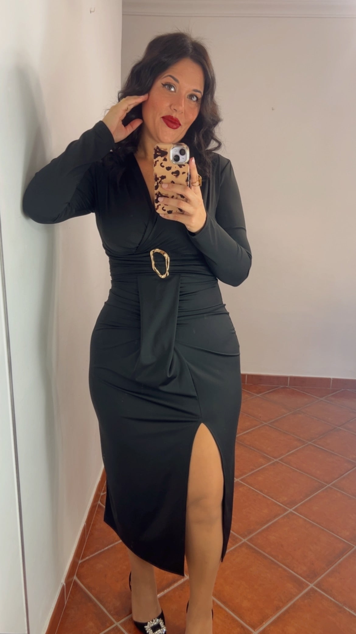 Vestido abertura negro