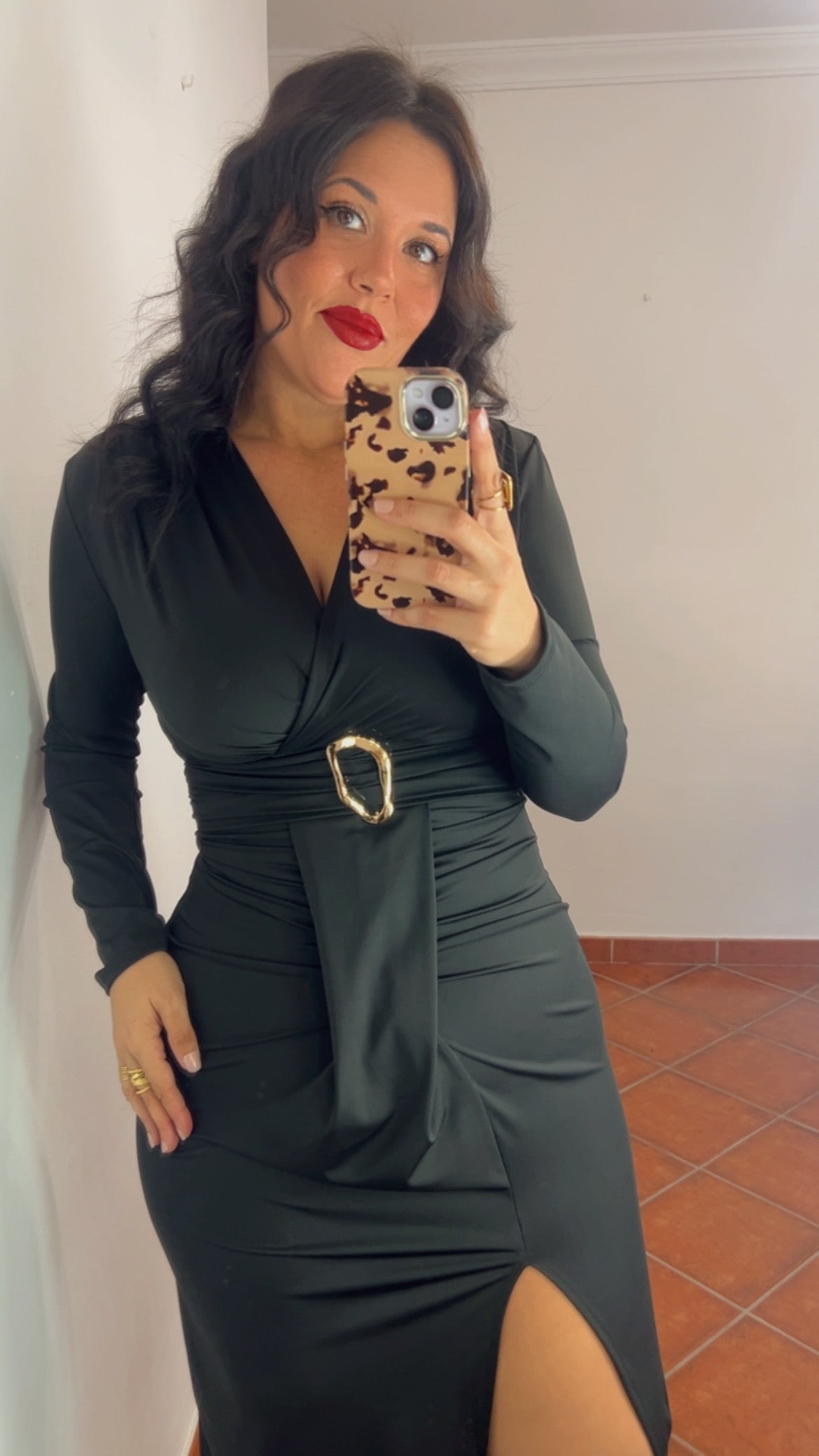 Vestido abertura negro