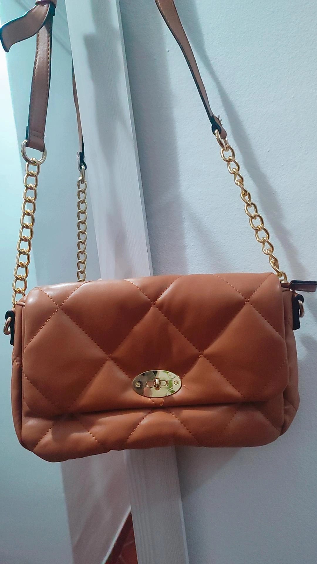 Bolso acolchado camel